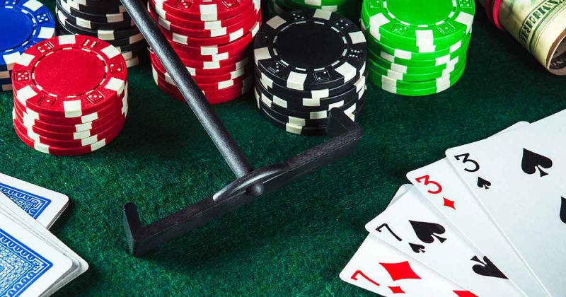 Tham gia chơi game Poker trực tuyến tại nhà cái DK8